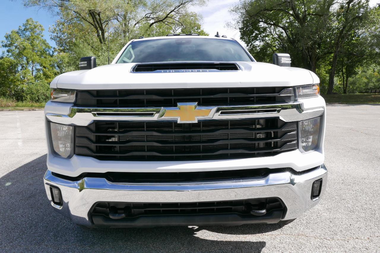 Chevrolet Silverado 3500HD CC 4WD Crew Cab 177" WB, 60" CA LT 2025