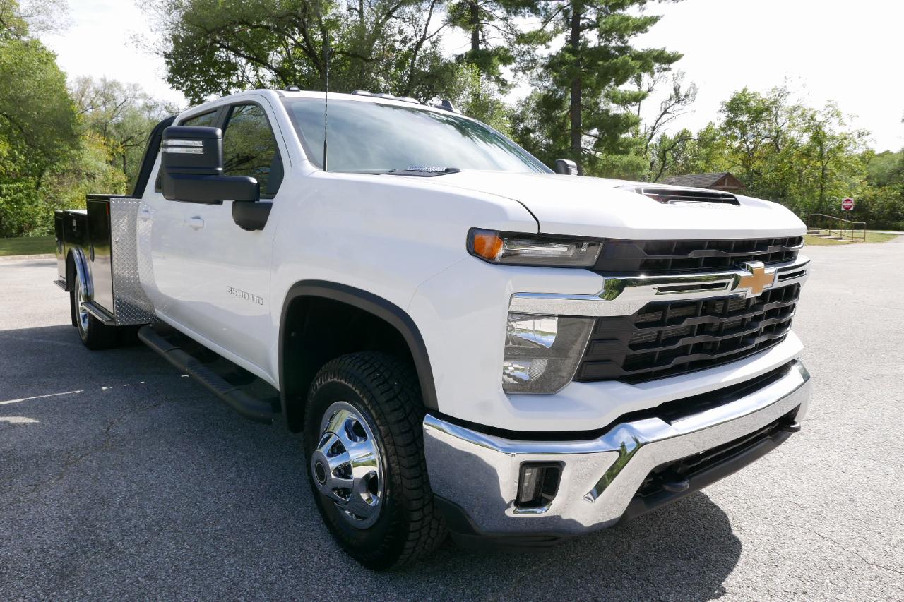 Chevrolet Silverado 3500HD CC 4WD Crew Cab 177" WB, 60" CA LT 2025