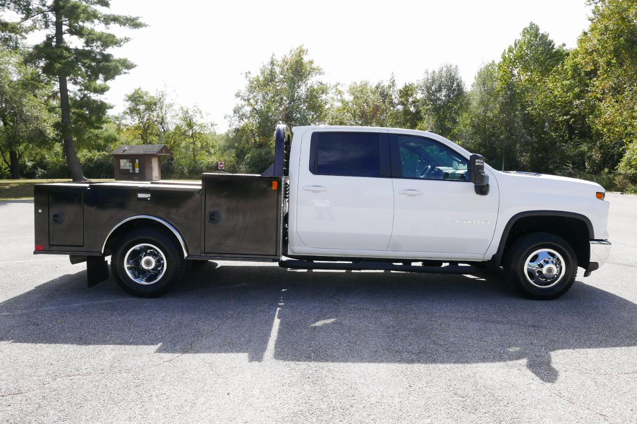 Chevrolet Silverado 3500HD CC 4WD Crew Cab 177" WB, 60" CA LT 2025