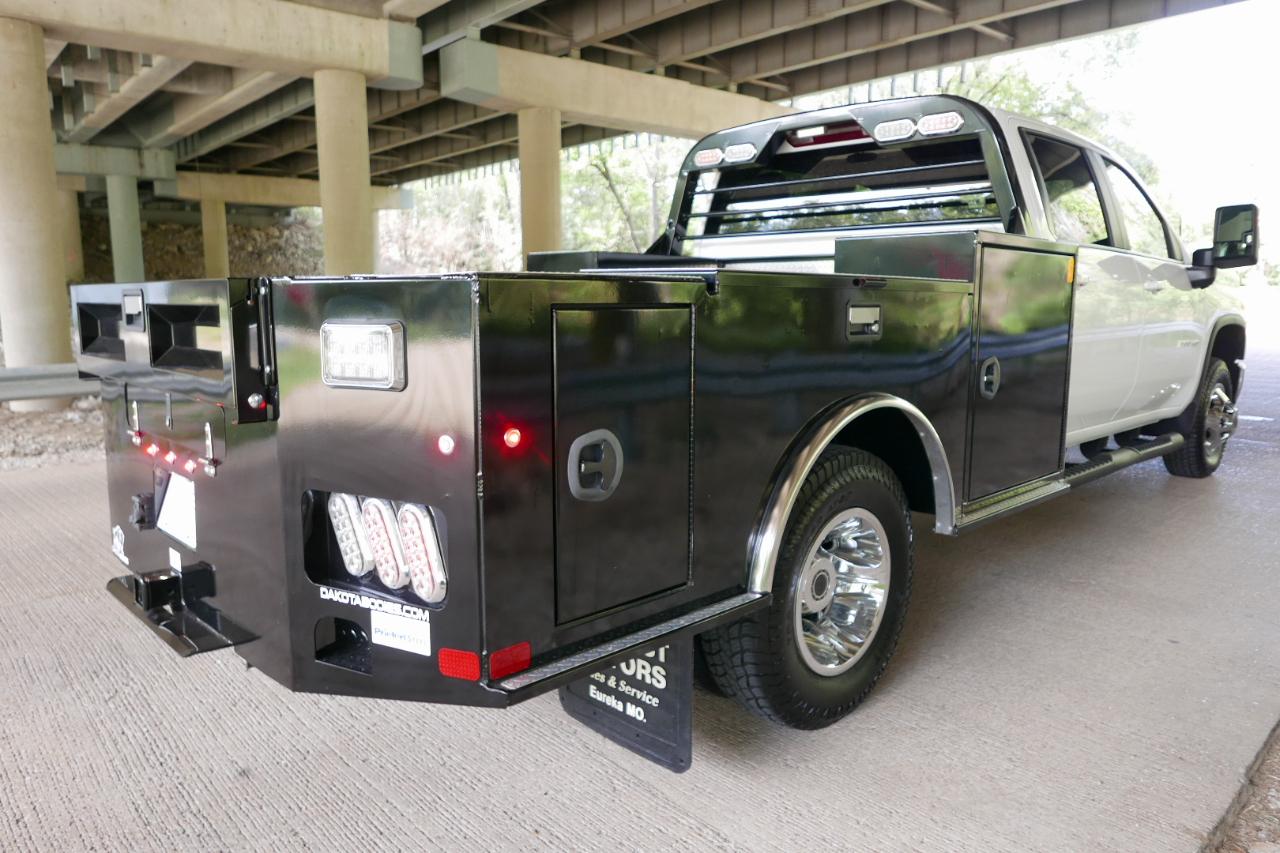 Chevrolet Silverado 3500HD CC 4WD Crew Cab 177" WB, 60" CA LT 2025