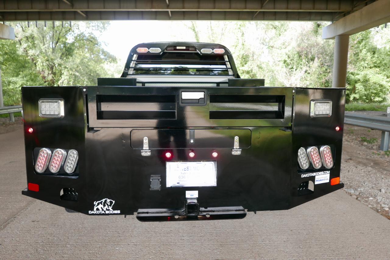 Chevrolet Silverado 3500HD CC 4WD Crew Cab 177" WB, 60" CA LT 2025