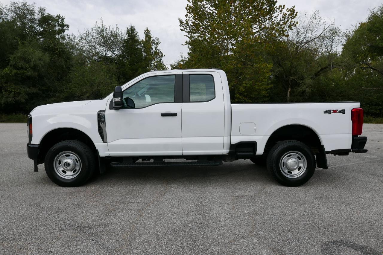 Ford Super Duty F-250 SRW XL 4WD SuperCab 6.75' Box 2024