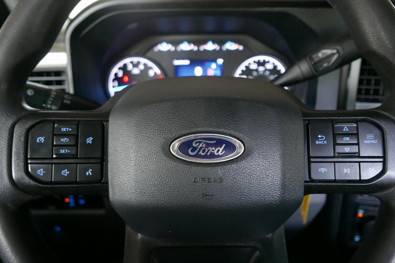 Ford Super Duty F-250 SRW XL 4WD SuperCab 6.75' Box 2024
