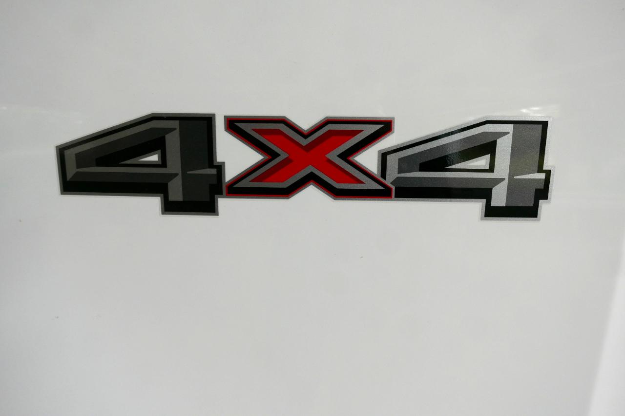 Ford Super Duty F-250 SRW XL 4WD SuperCab 6.75' Box 2024