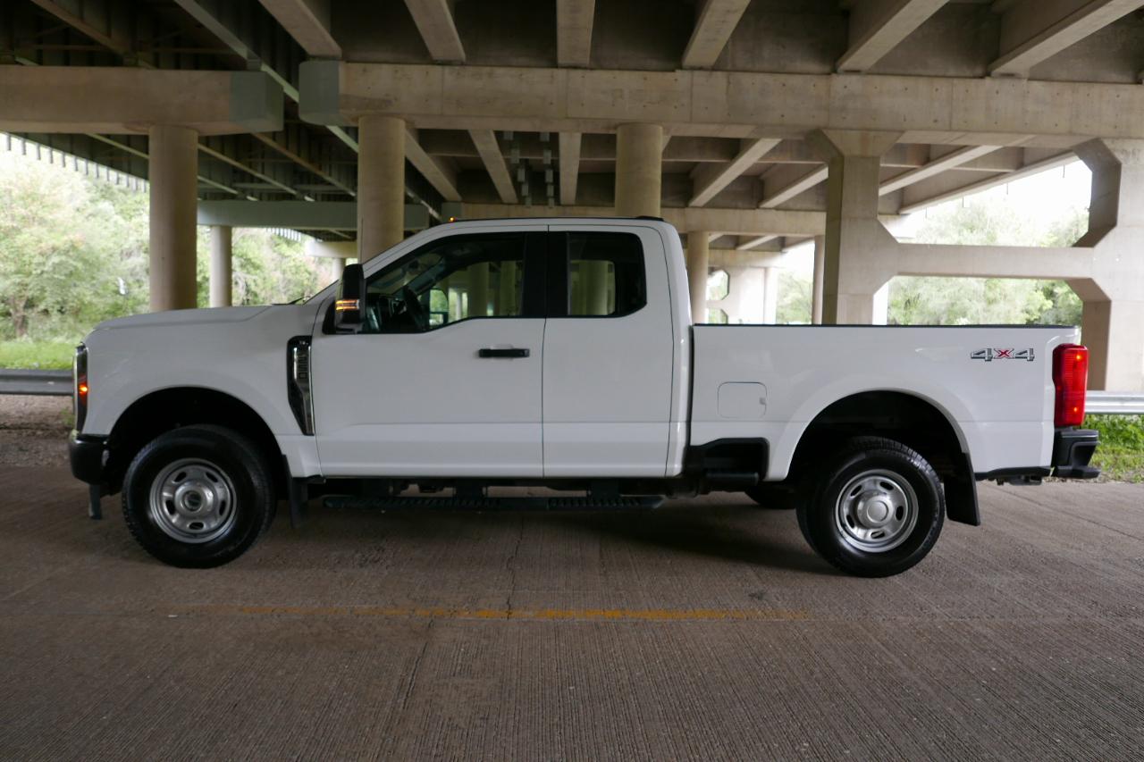Ford Super Duty F-250 SRW XL 4WD SuperCab 6.75' Box 2024