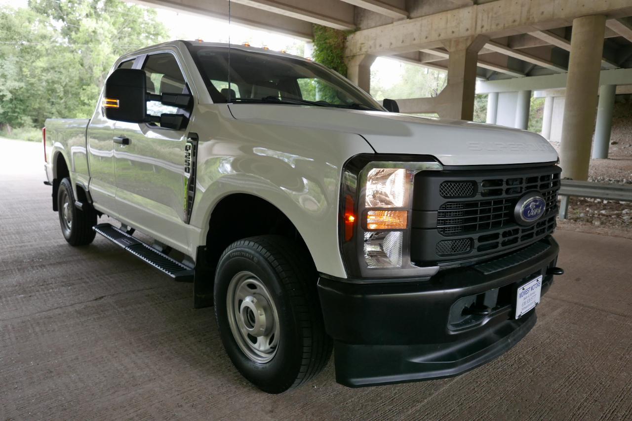 Ford Super Duty F-250 SRW XL 4WD SuperCab 6.75' Box 2024