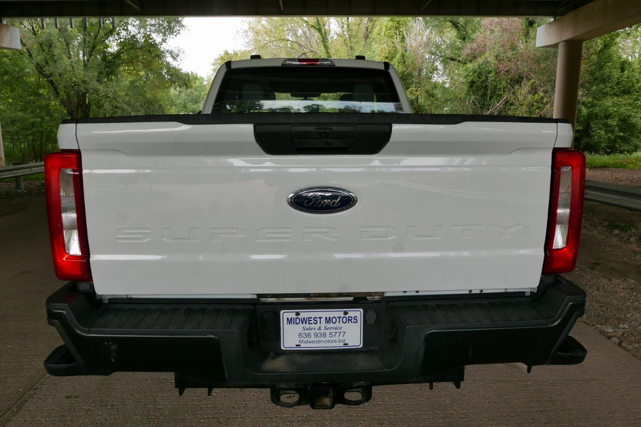 Ford Super Duty F-250 SRW XL 4WD SuperCab 6.75' Box 2024