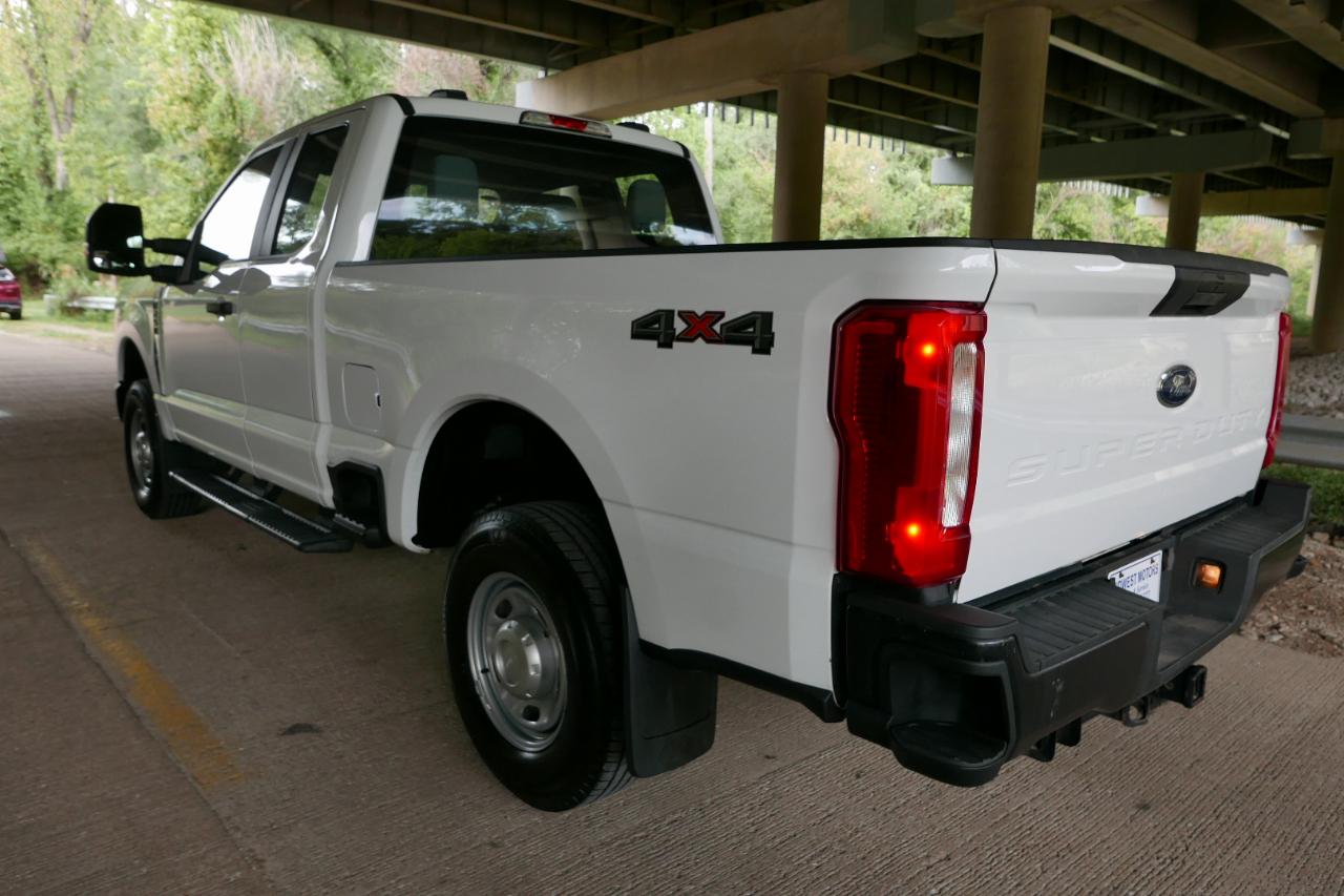 Ford Super Duty F-250 SRW XL 4WD SuperCab 6.75' Box 2024
