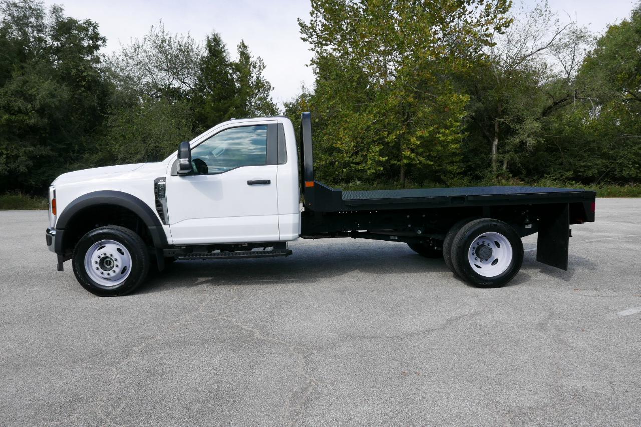 Ford Super Duty F-450 DRW XL 4WD Reg Cab 169" WB 84" CA 2025