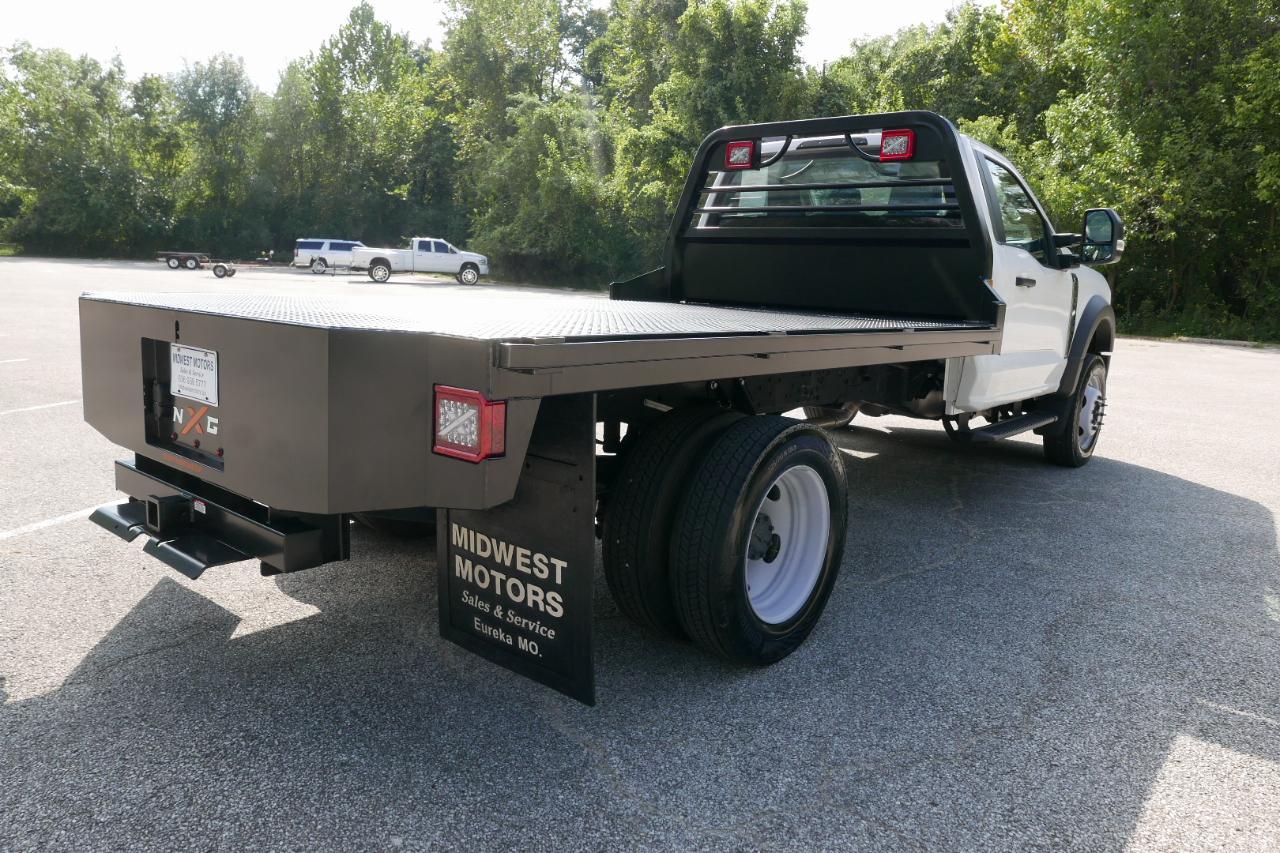 Ford Super Duty F-450 DRW XL 4WD Reg Cab 169" WB 84" CA 2025