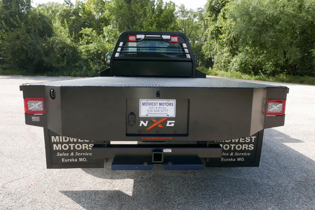 Ford Super Duty F-450 DRW XL 4WD Reg Cab 169" WB 84" CA 2025