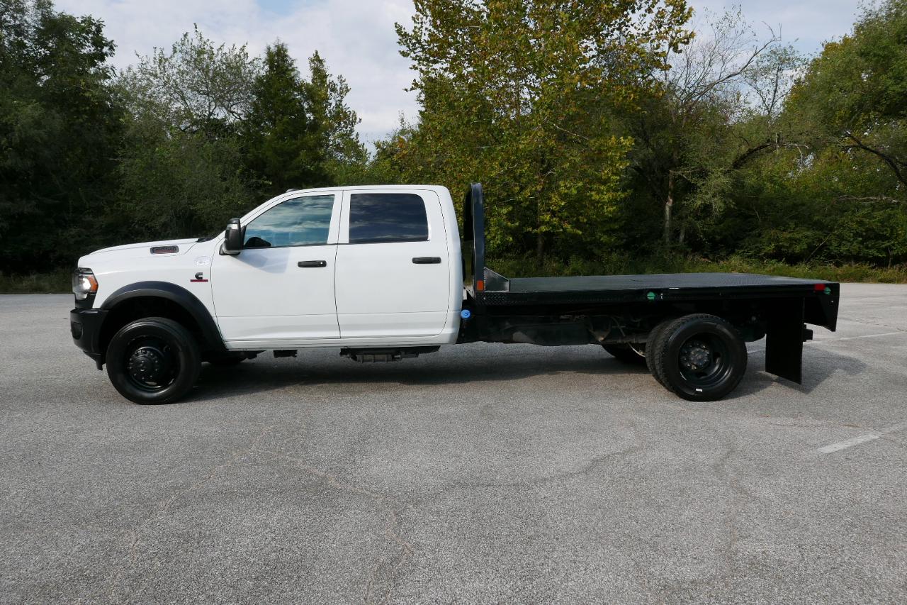 RAM 5500 Chassis Cab Tradesman 4x4 Crew Cab 84" CA 197.4" WB 2023
