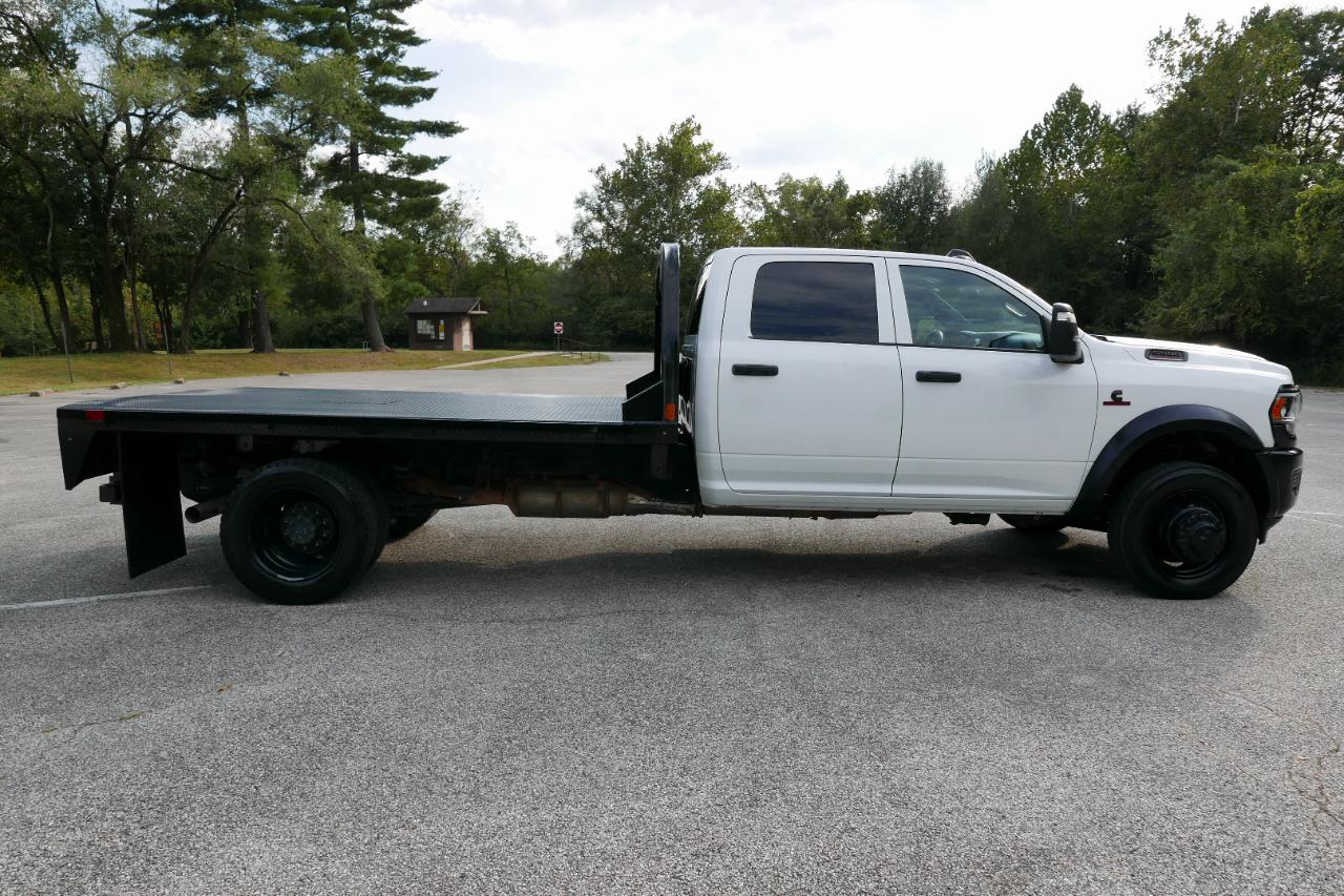 RAM 5500 Chassis Cab Tradesman 4x4 Crew Cab 84" CA 197.4" WB 2023