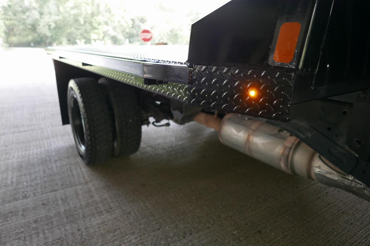 RAM 5500 Chassis Cab Tradesman 4x4 Crew Cab 84" CA 197.4" WB 2023
