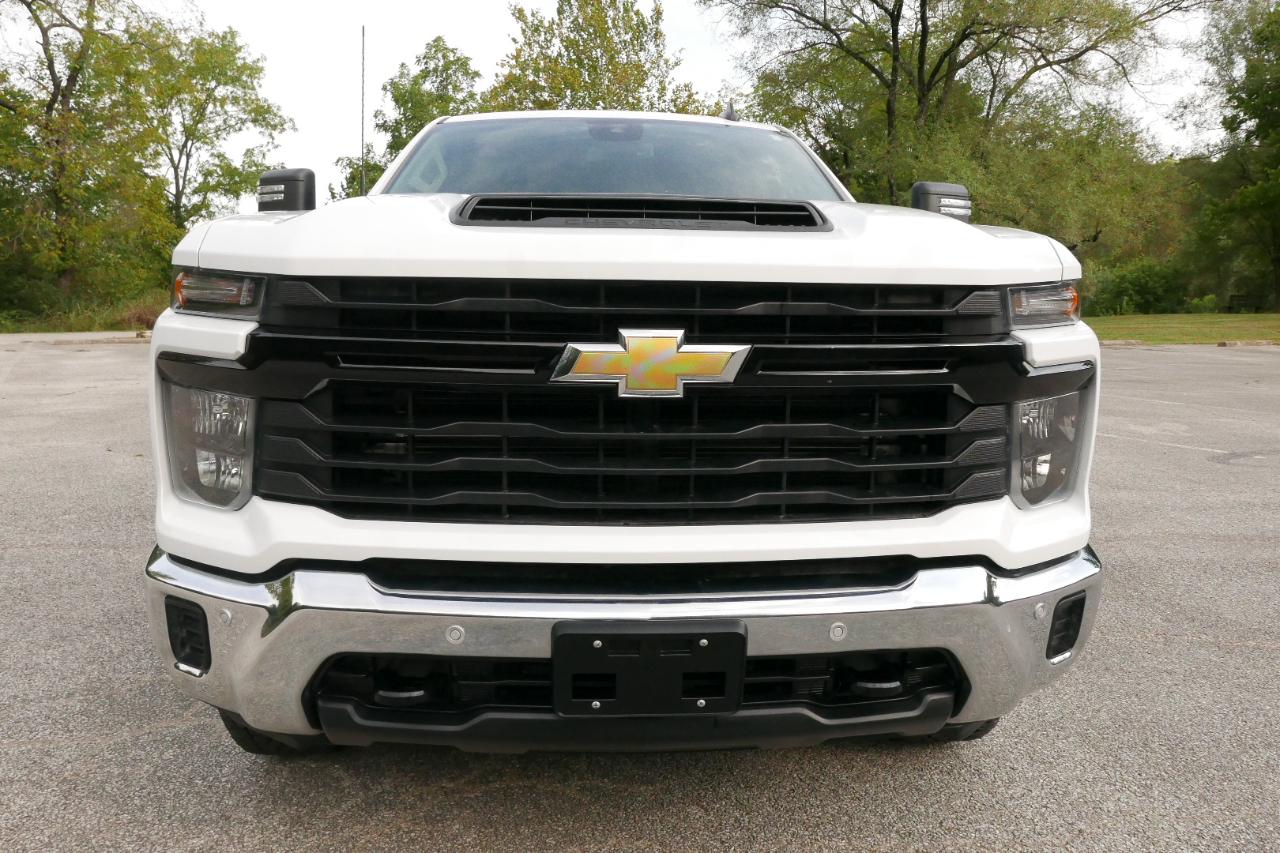 Chevrolet Silverado 2500HD 4WD Crew Cab 172" Work Truck 2025