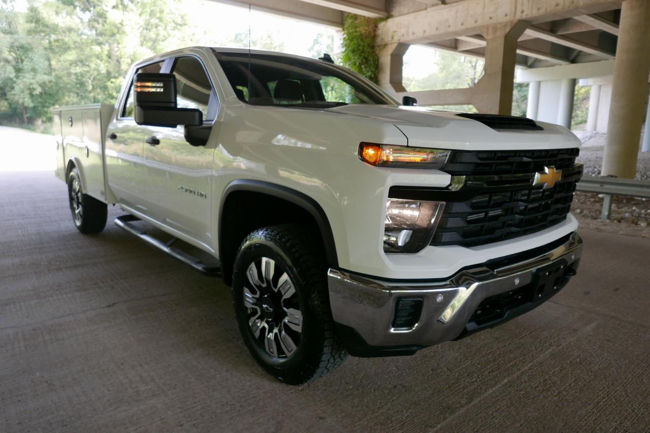 Chevrolet Silverado 2500HD 4WD Crew Cab 172" Work Truck 2025
