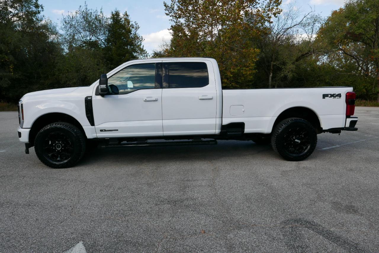 Ford Super Duty F-250 SRW XLT 4WD Crew Cab 8' Box 2025