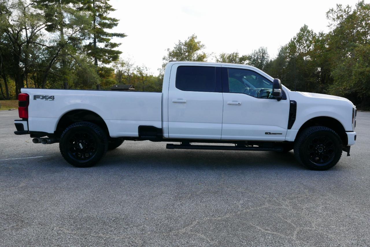 Ford Super Duty F-250 SRW XLT 4WD Crew Cab 8' Box 2025