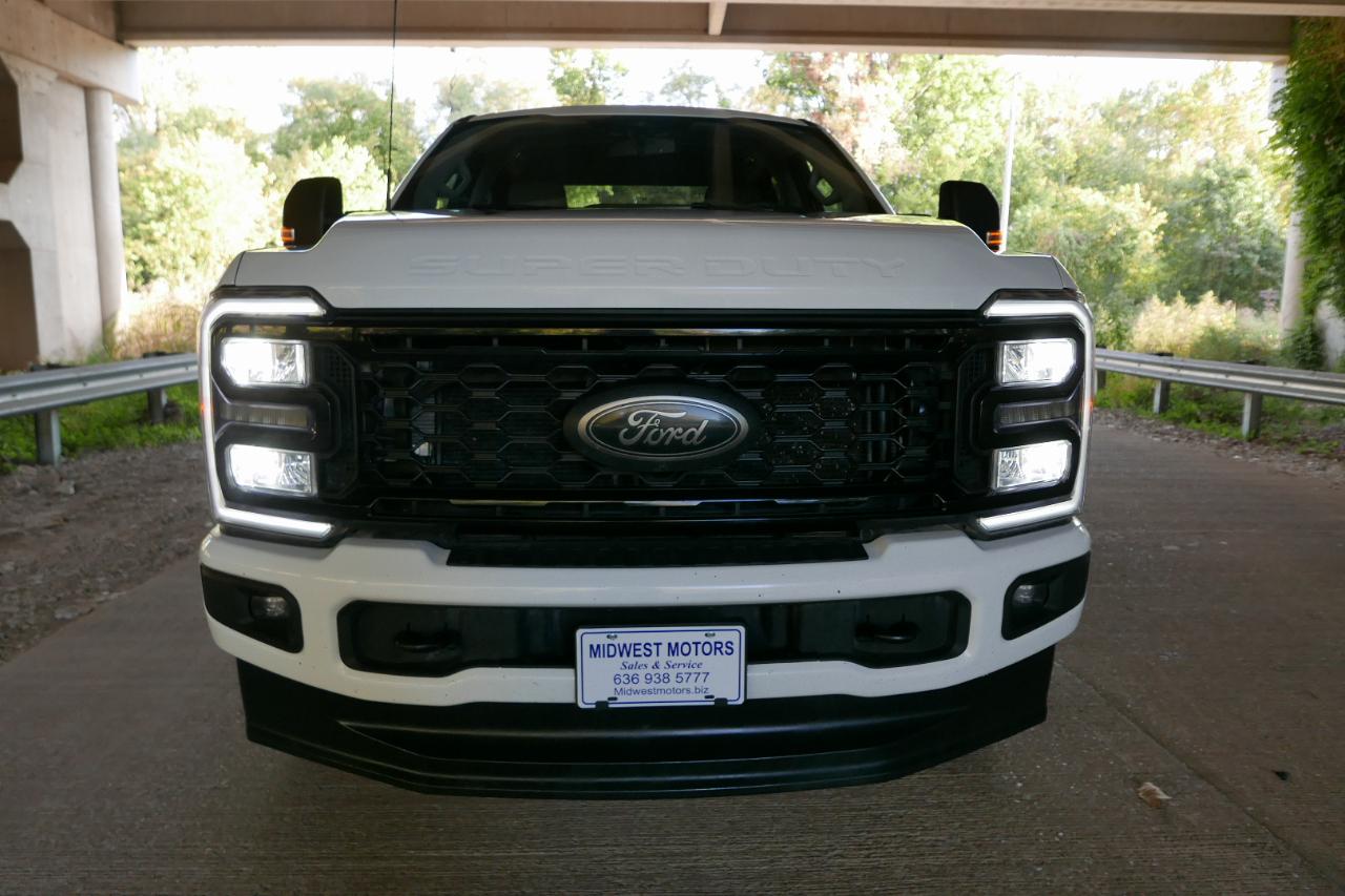 Ford Super Duty F-250 SRW XLT 4WD Crew Cab 8' Box 2025