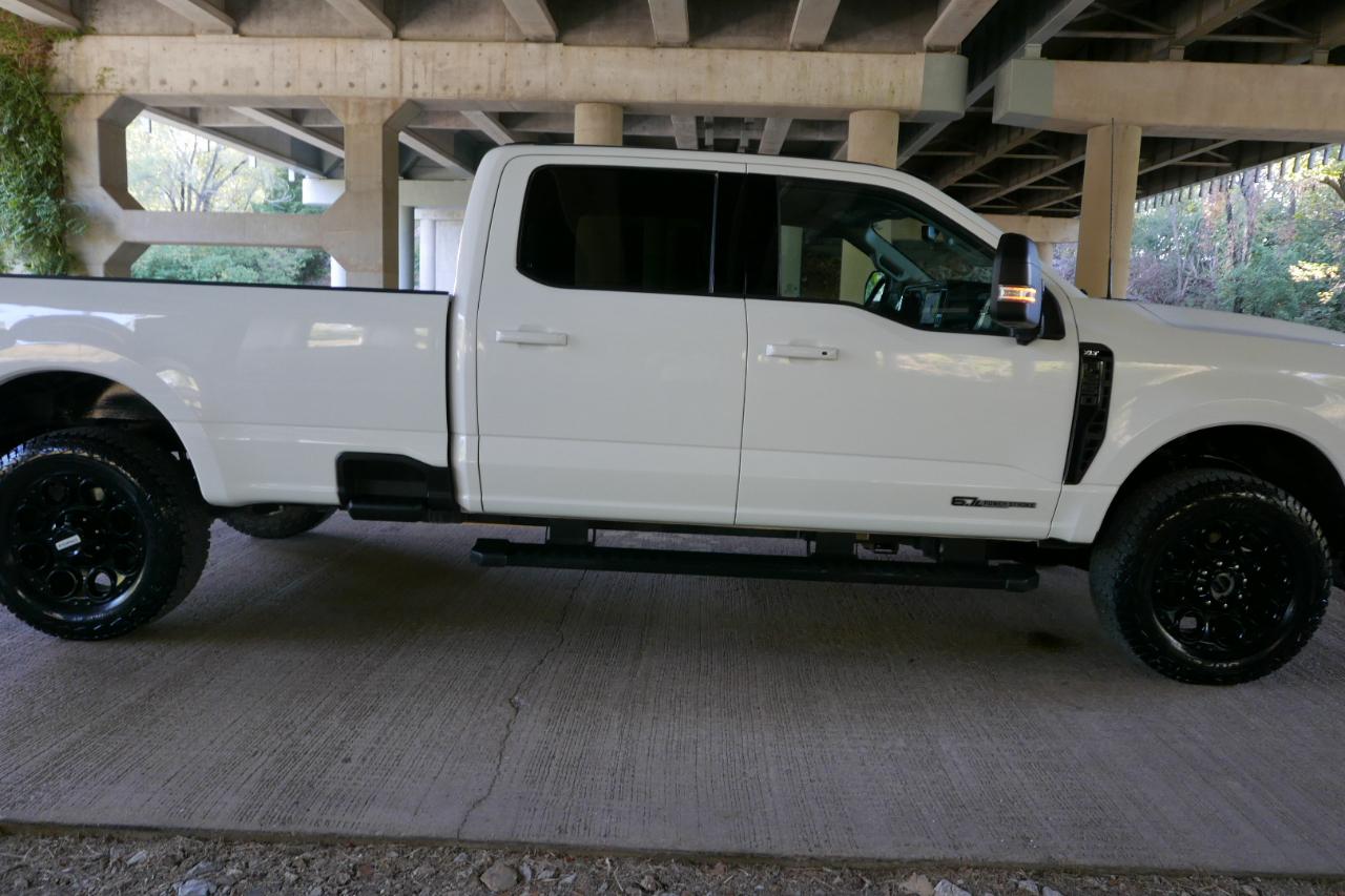 Ford Super Duty F-250 SRW XLT 4WD Crew Cab 8' Box 2025