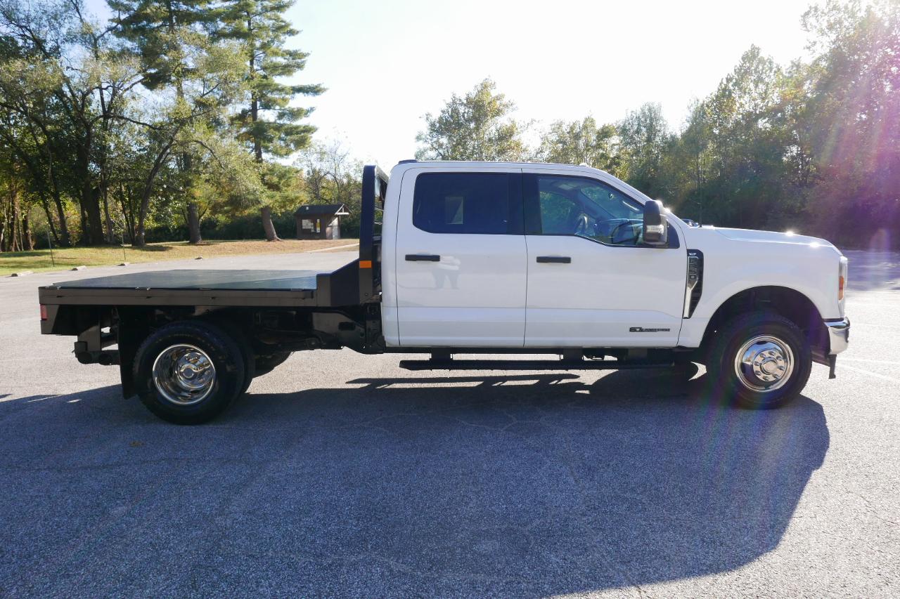 Ford Super Duty F-350 DRW XLT 4WD Crew Cab 8' Box 2026
