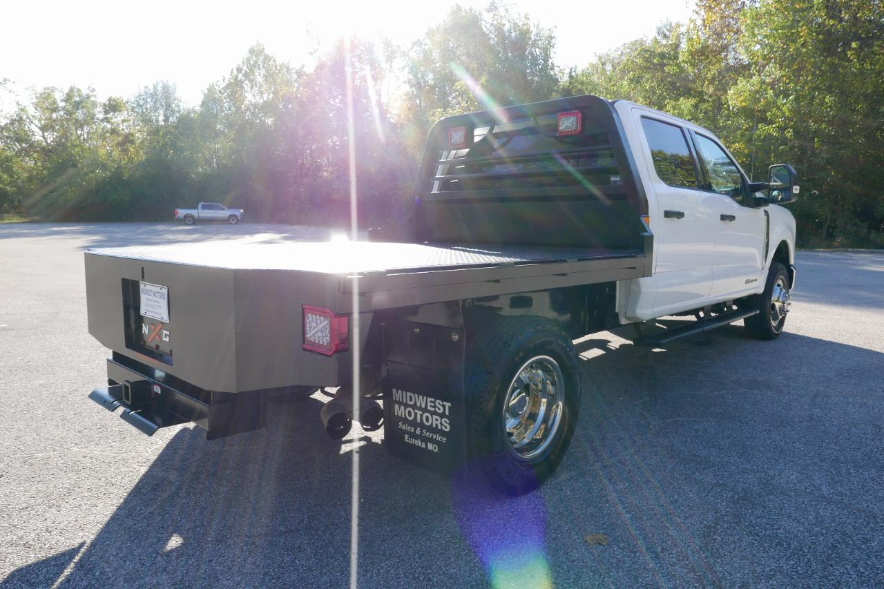 Ford Super Duty F-350 DRW XLT 4WD Crew Cab 8' Box 2026