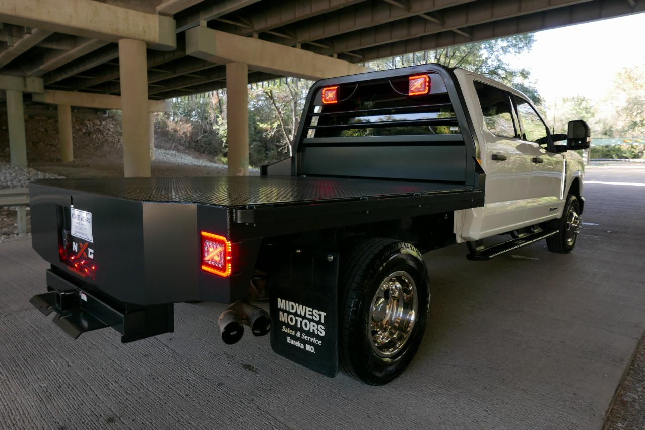 Ford Super Duty F-350 DRW XLT 4WD Crew Cab 8' Box 2026