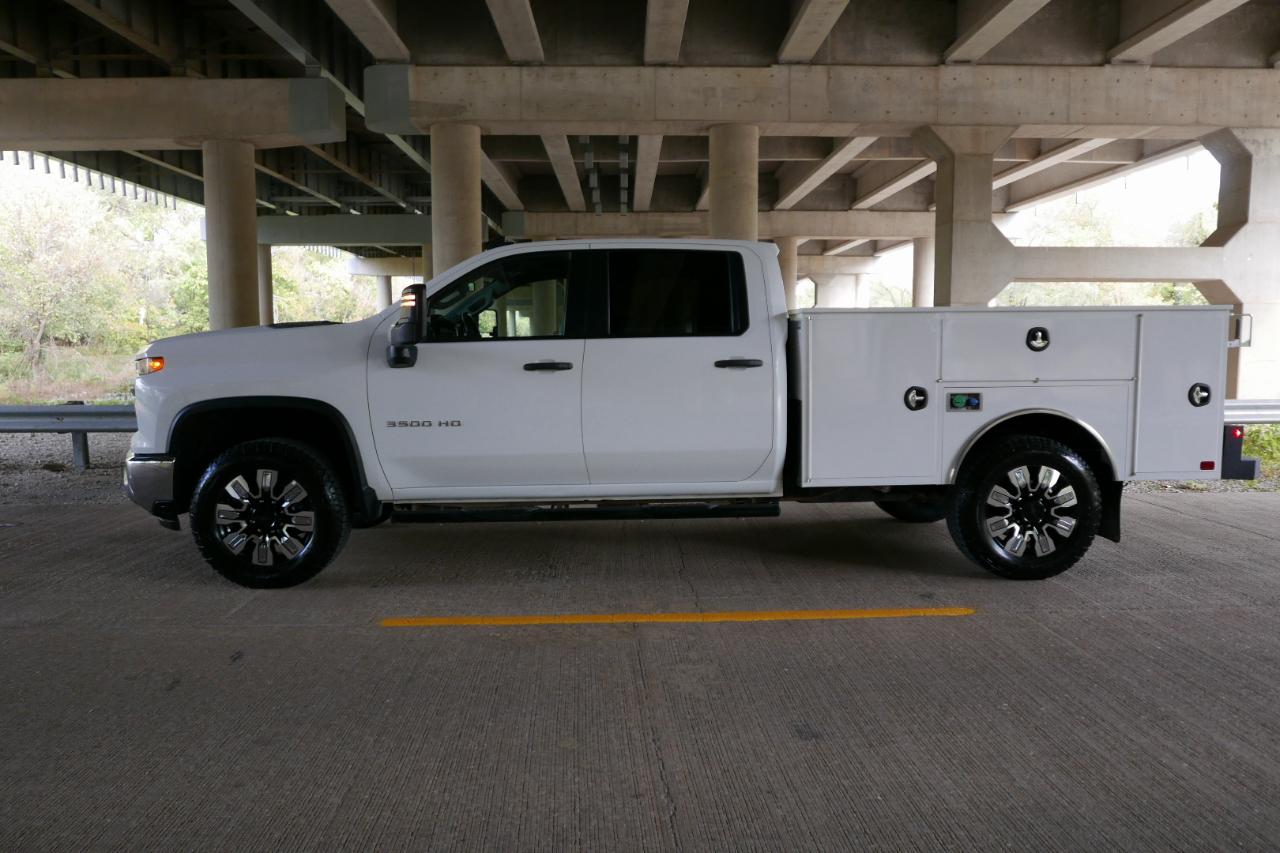 Chevrolet Silverado 3500HD 4WD Crew Cab 172" Work Truck 2025