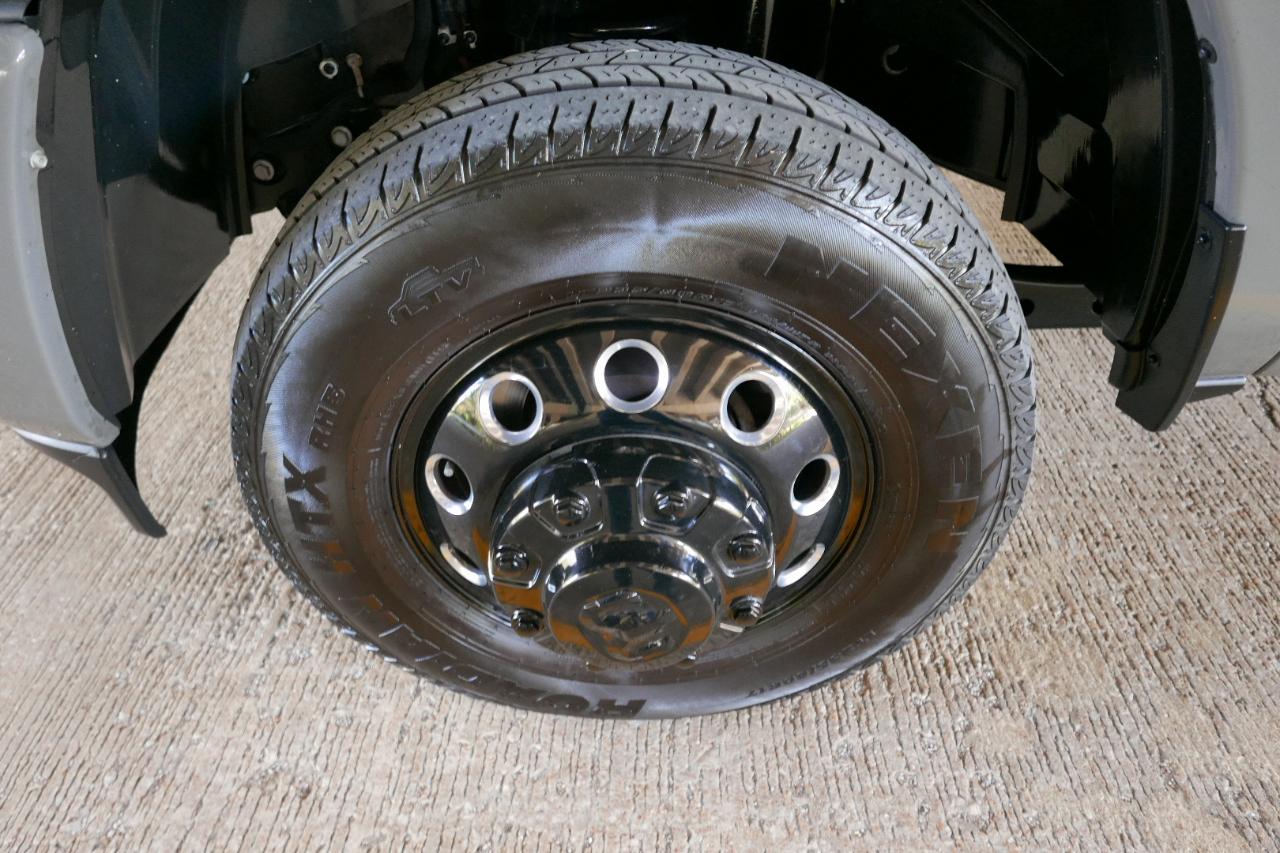 RAM 3500 Laramie 4x4 Crew Cab 8' Box 2026