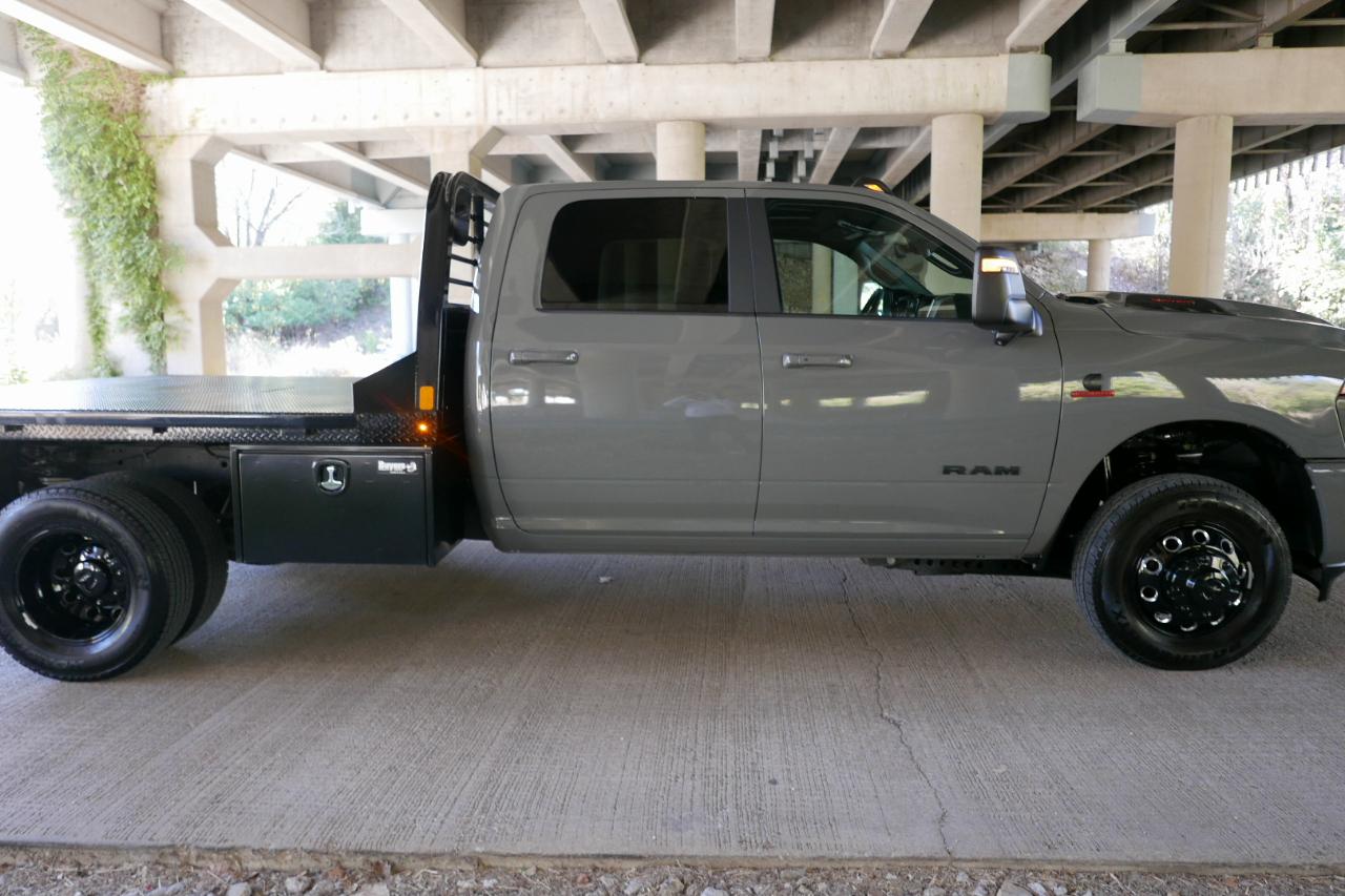 RAM 3500 Laramie 4x4 Crew Cab 8' Box 2026