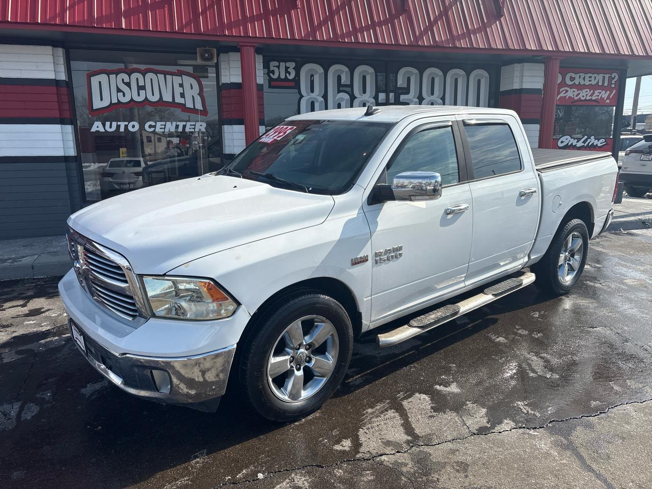 RAM 1500 4WD Crew Cab 140.5" Big Horn 2015