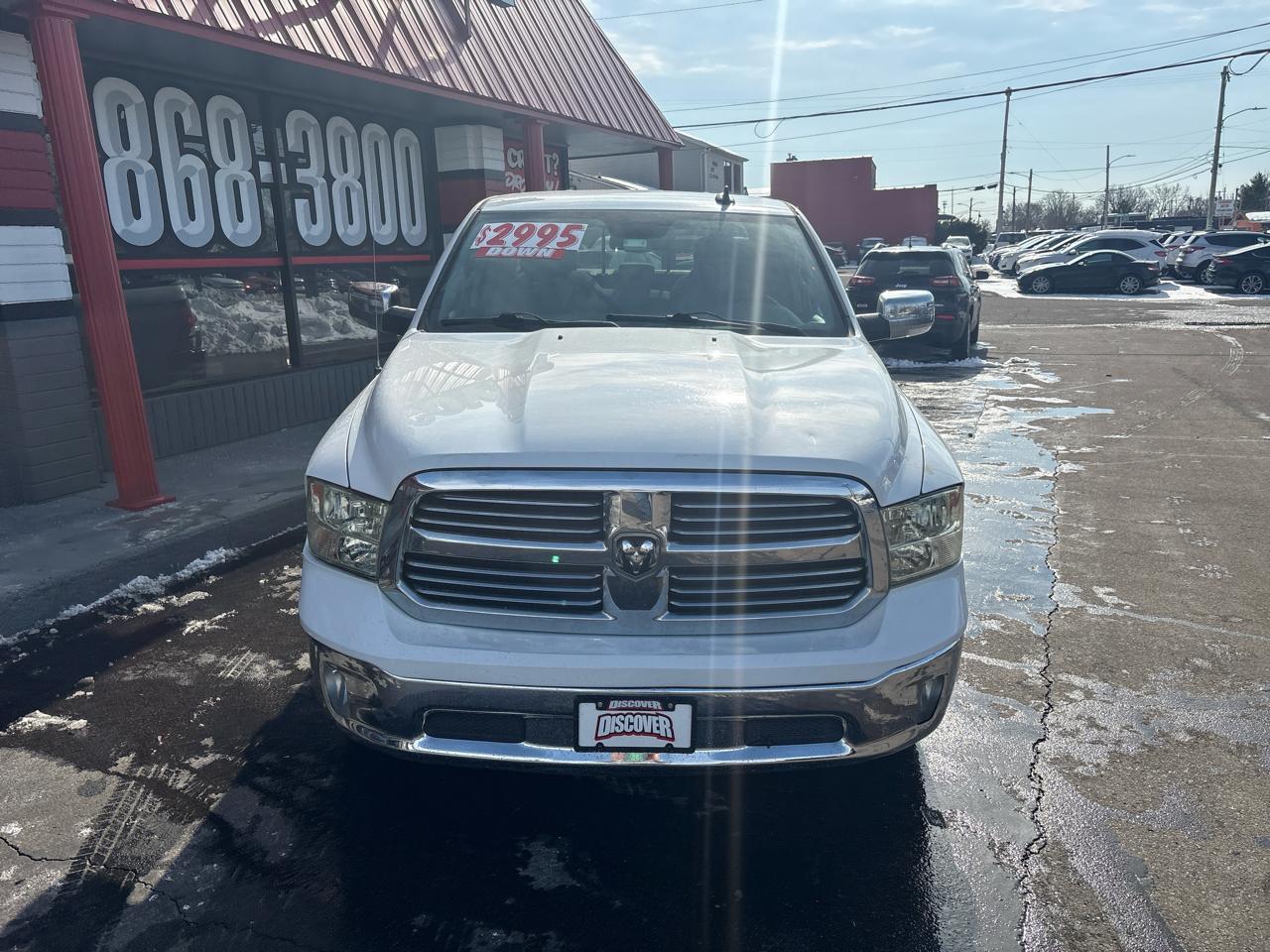 RAM 1500 4WD Crew Cab 140.5" Big Horn 2015