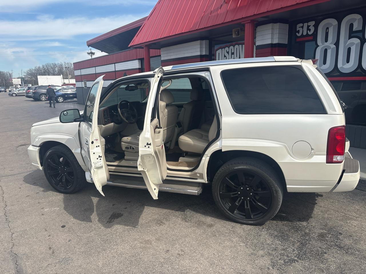 Cadillac Escalade 4dr AWD 2006