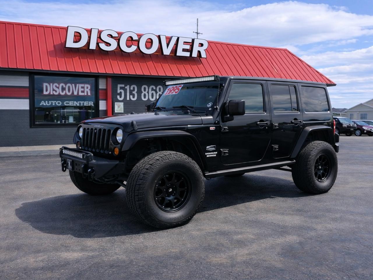 Jeep Wrangler Unlimited 4WD 4dr Sahara 2012