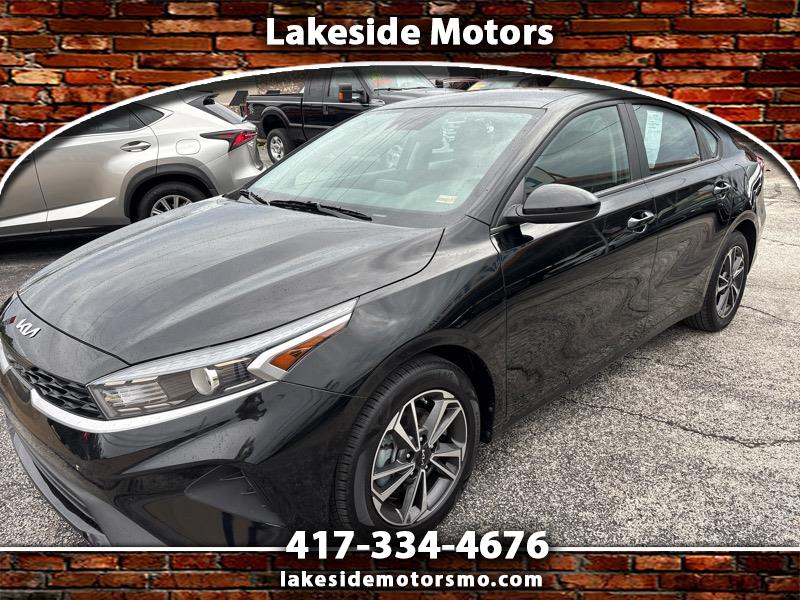 2024 Kia Forte LXS IVT