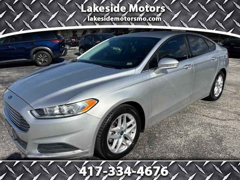 2014 Ford Fusion 4dr Sdn SE FWD