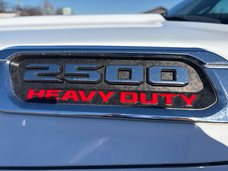 RAM 2500 Tradesman 4x4 Crew Cab 6'4" Box 2020