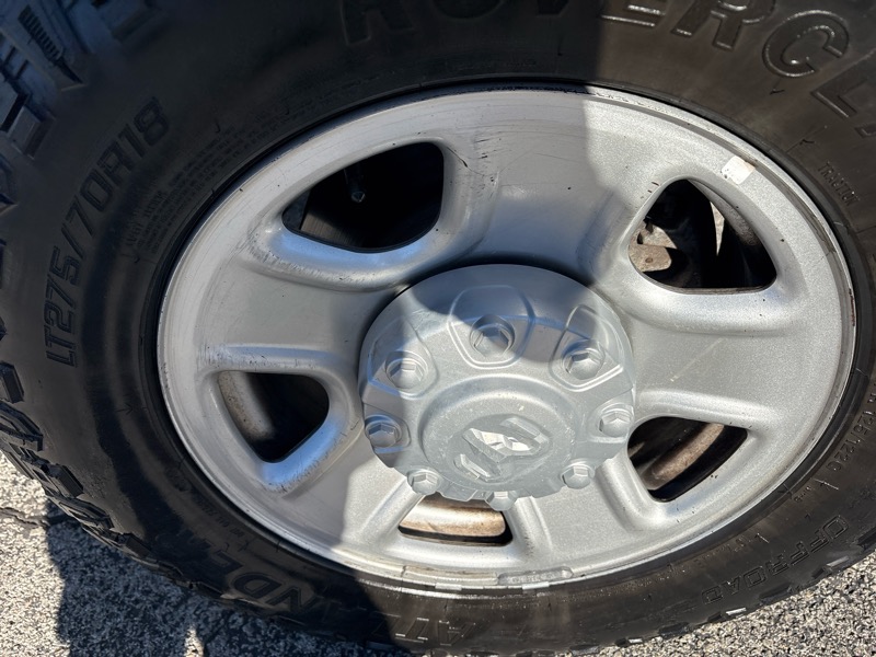 RAM 2500 Tradesman 4x4 Crew Cab 6'4" Box 2020