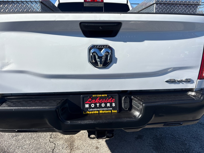 RAM 2500 Tradesman 4x4 Crew Cab 6'4" Box 2020