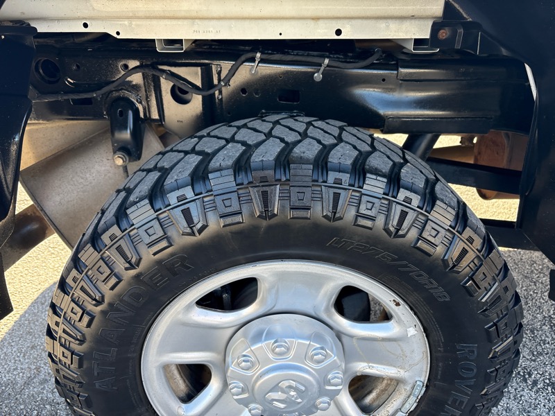 RAM 2500 Tradesman 4x4 Crew Cab 6'4" Box 2020