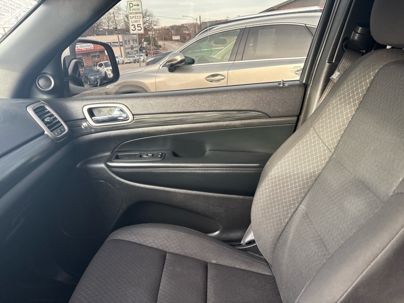 Jeep Grand Cherokee Laredo 4x4 2019