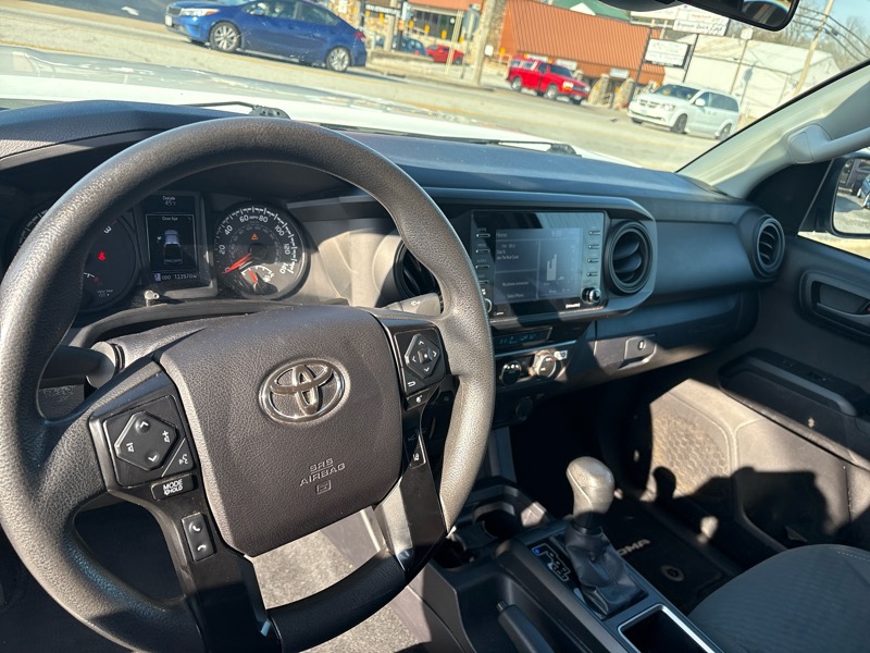 Toyota Tacoma 4WD SR5 Double Cab 5' Bed AT (Natl) 2021
