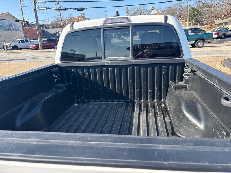 Toyota Tacoma 4WD SR5 Double Cab 5' Bed AT (Natl) 2021
