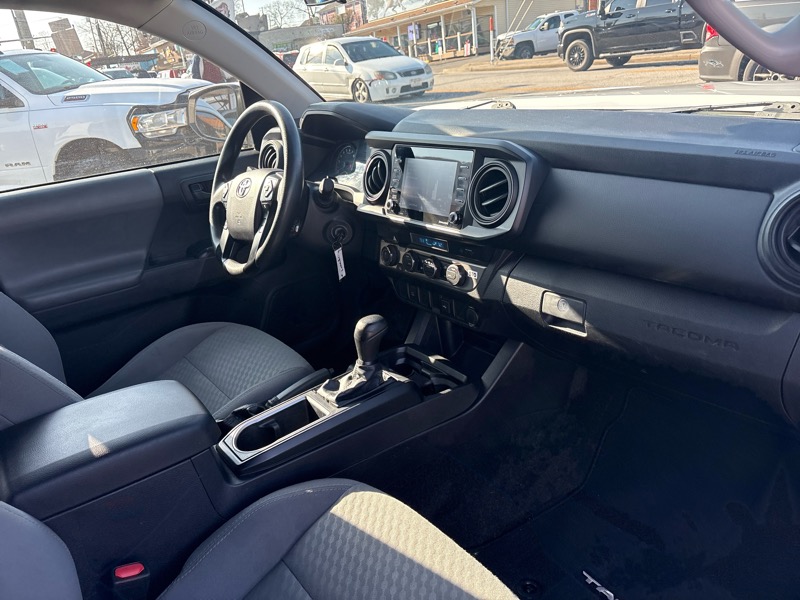 Toyota Tacoma 4WD SR5 Double Cab 5' Bed AT (Natl) 2021