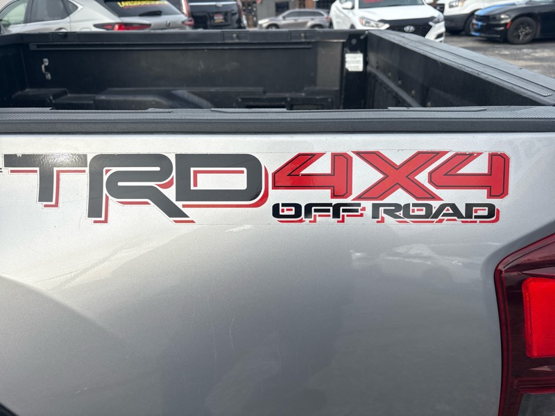 Toyota Tacoma 4WD Double Cab V6 MT TRD Off Road (Natl) 2016