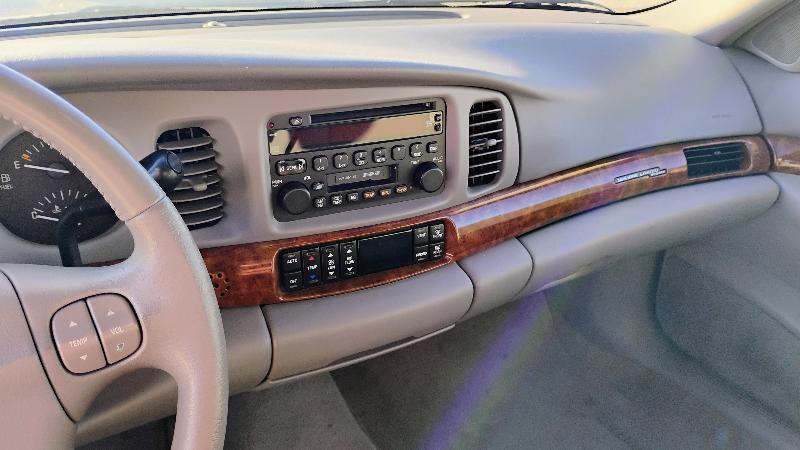 Buick LeSabre 4dr Sdn Limited 2002