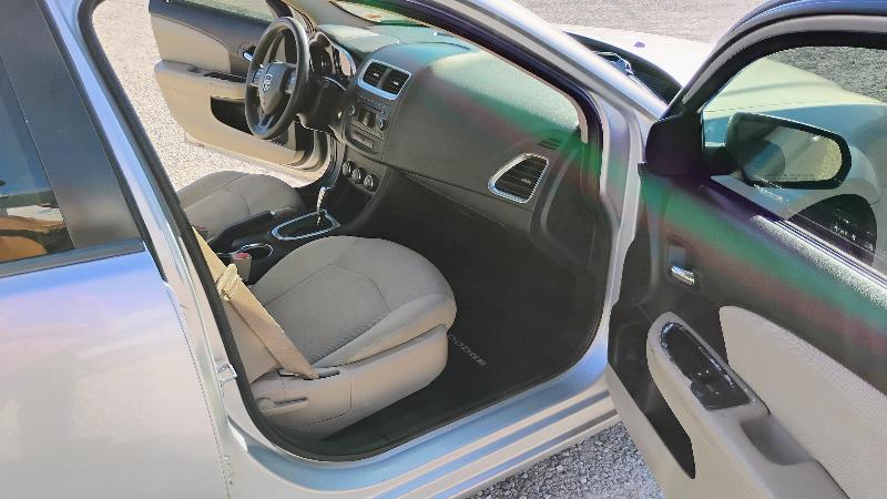 Dodge Avenger 4dr Sdn Express 2011