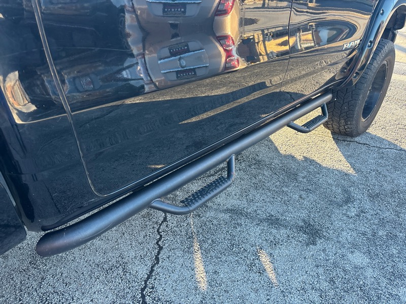 RAM 1500 Laramie 4x4 Crew Cab 5'7" Box 2019