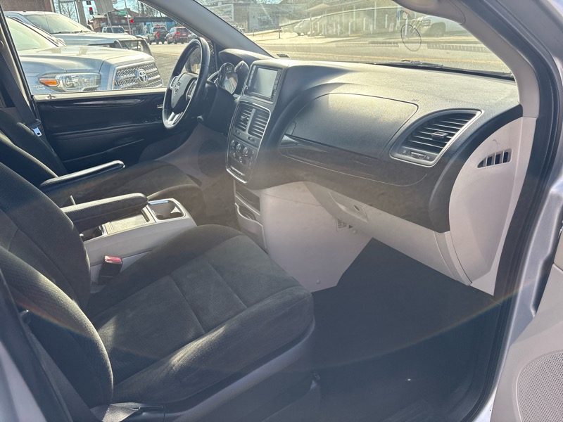 Dodge Grand Caravan 4dr Wgn SXT 2012