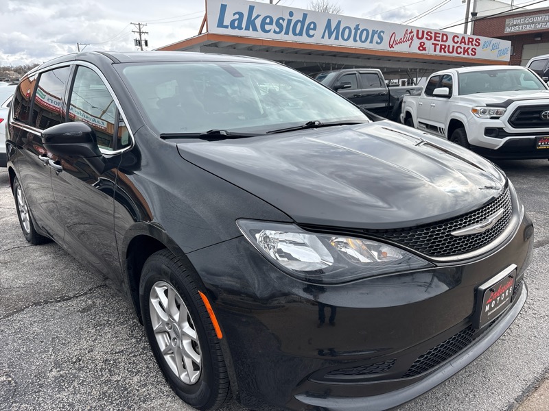 Chrysler Voyager LX FWD 2022